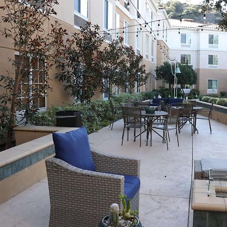 Hilton Garden Inn Calabasas Exterior photo